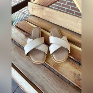 Size 9 Old Navy Sandals